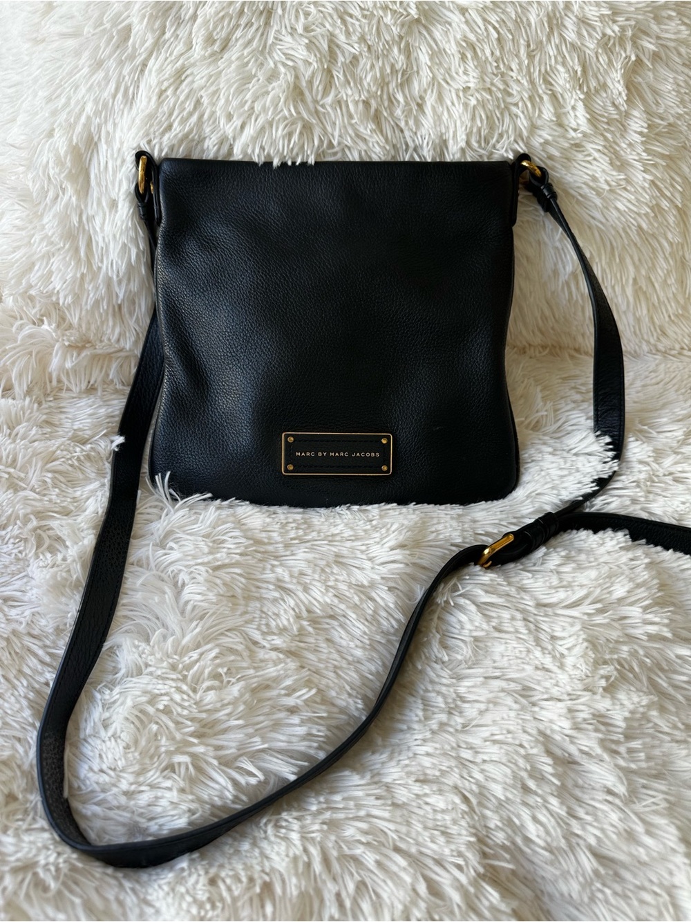 Marc by Marc Jacobs Black Pebbled Leather Crossbody Bag Gold Hardware Adjustable - Picture 4 of 14